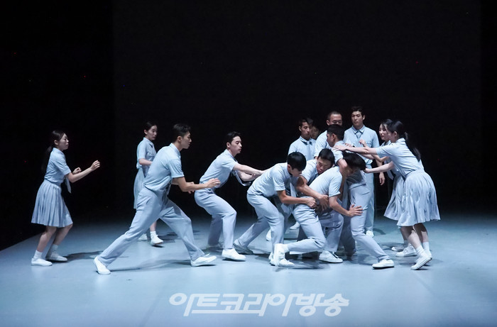 세종 컨템퍼러리 시즌 '싱크 넥스트 23(Sync Next 23) 현대무용 '그리멘토'(GRIMENTO) 전막 프레스콜. 2023.09.07 사진 ⓒ아트코리아방송 이용선 기자