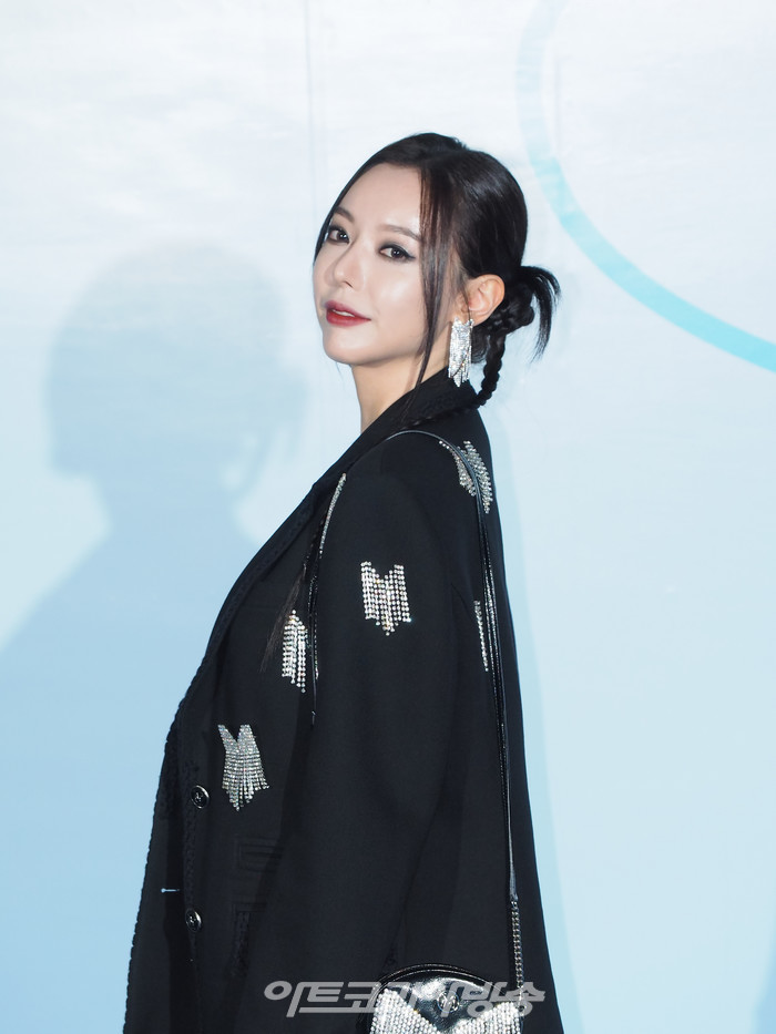 2024 SS 서울패션위크 메트로시티 컬렉션 포토월 행사(세리) 2023.09.09 사진 ⓒ아트코리아방송 이용선 기자