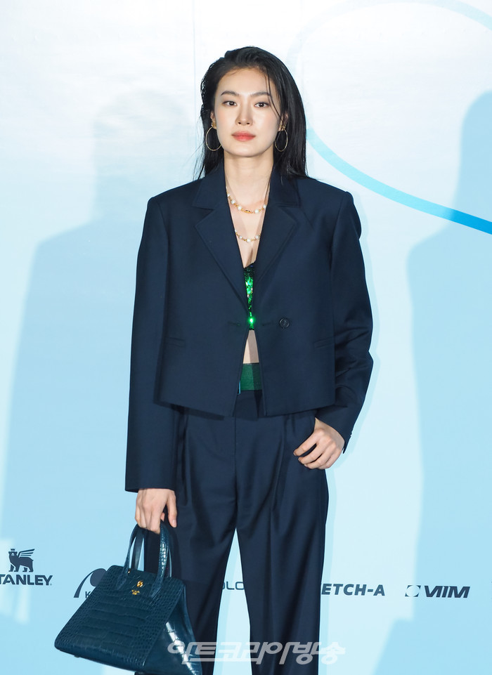 2024 SS 서울패션위크 메트로시티 컬렉션 포토월 행사(옥자연) 2023.09.09 사진 ⓒ아트코리아방송 이용선 기자