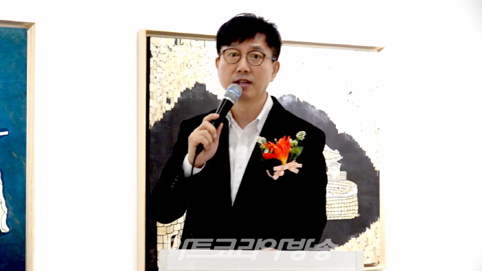 보리아트 이수진 명인 개인전 '우주를 보리'-사회 - 탈렌트 김동석