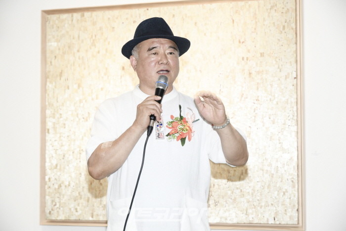 보리아트 이수진 명인 개인전 '우주를 보리'-김상실 한국예술문화명인 발굴위원장 전시기획