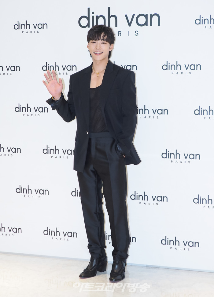 딘반(dinh van) 매장 오픈 기념 포토월 행사(우도환). 2023.09.20 사진 ⓒ아트코리아방송 이용선 기자