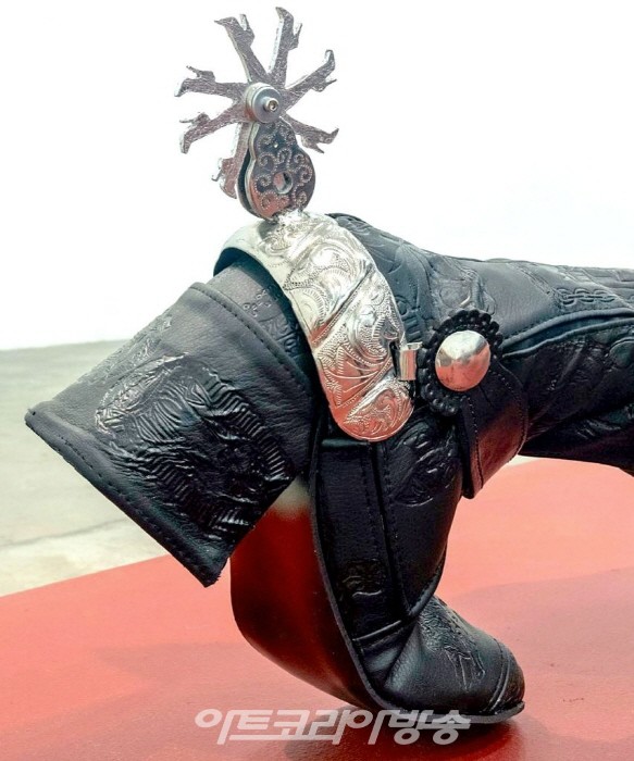 Bárbara Sánchez-Kane의 부츠 박차