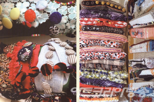 김은숙 作 _일상을 깁다_50호_cloth, buttons+Mixed media / 일상을 깁다_100호_cloth, buttons+Mixed media