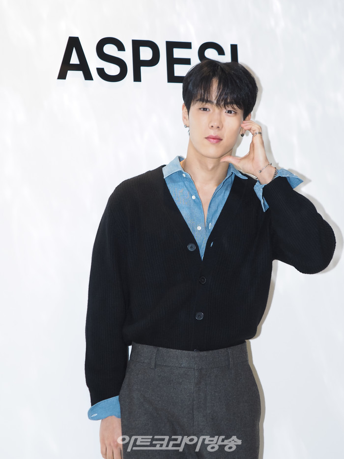 아스페시(ASPESI) 더현대 서울 매장 오픈 기념 포토월 행사. 2023.09.26 사진 ⓒ아트코리아방송 이용선 기자