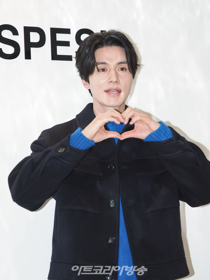 아스페시(ASPESI) 더현대 서울 매장 오픈 기념 포토월 행사. 2023.09.26 사진 ⓒ아트코리아방송 이용선 기자