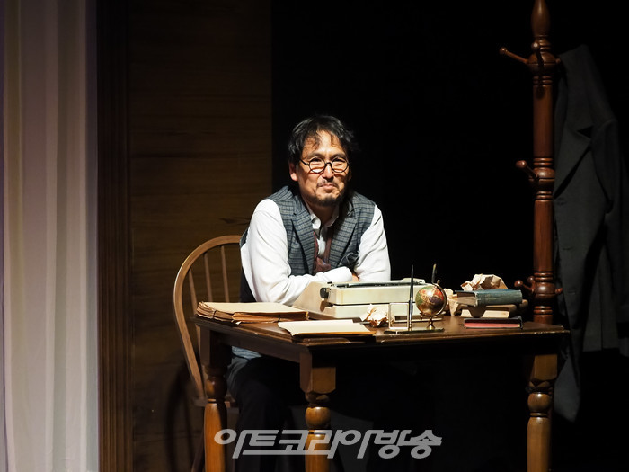 서울시극단 옴니버스극 '굿닥터' 프레스콜(작가 역 김수현) 2023.10.06 사진 ⓒ아트코리아방송 이용선 기자