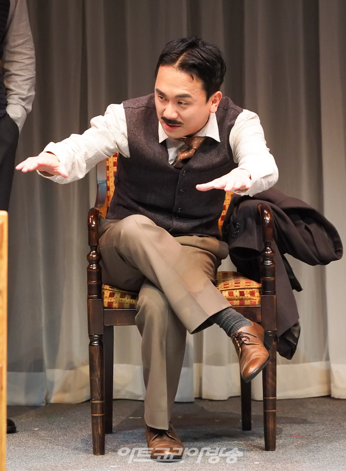 서울시극단 옴니버스극 '굿닥터' 프레스콜(이반 역 이승우) 2023.10.06 사진 ⓒ아트코리아방송 이용선 기자