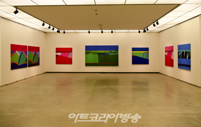 제 35회 송인헌 개인전 ‘컬러의 들판’