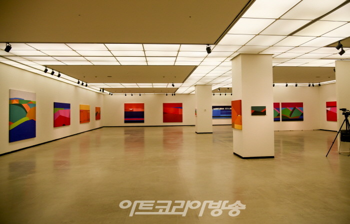 제 35회 송인헌 개인전 ‘컬러의 들판’