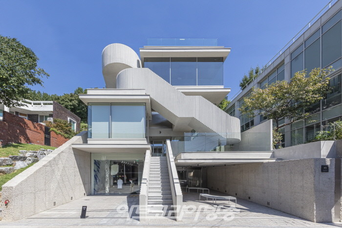 콤포트서울 사진_신경섭