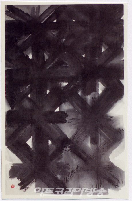 신영상, 양지 27, 1986, 천에 먹, 170x106.5cm, 서울시립미술관 소장