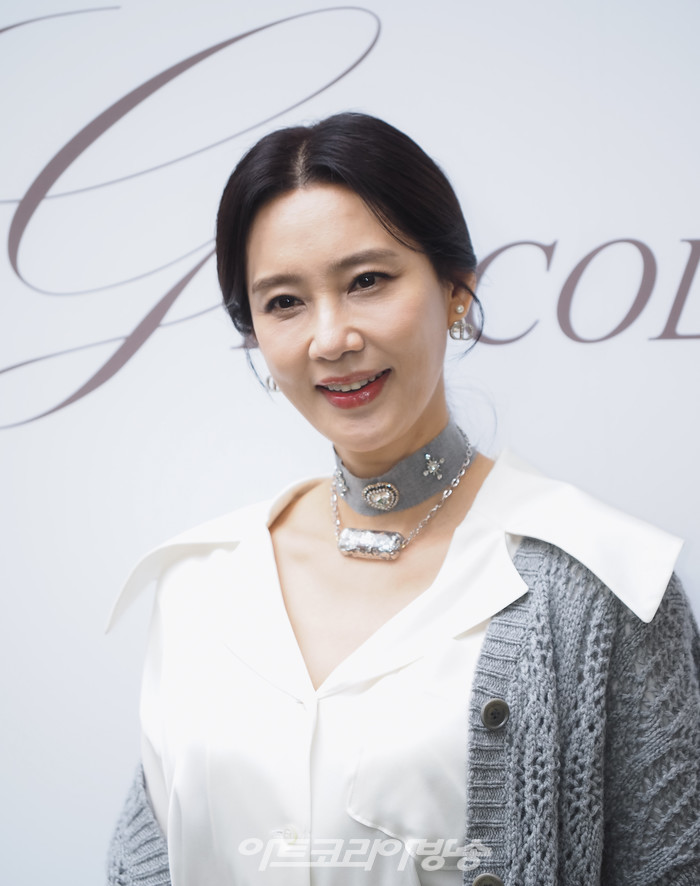 미스지콜렉션 2024 S/S 컬렉션. 2023.10.19 사진 ⓒ아트코리아방송 이용선 기자