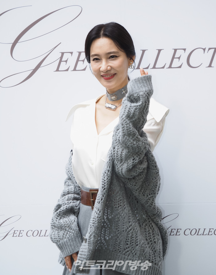 미스지콜렉션 2024 S/S 컬렉션. 2023.10.19 사진 ⓒ아트코리아방송 이용선 기자