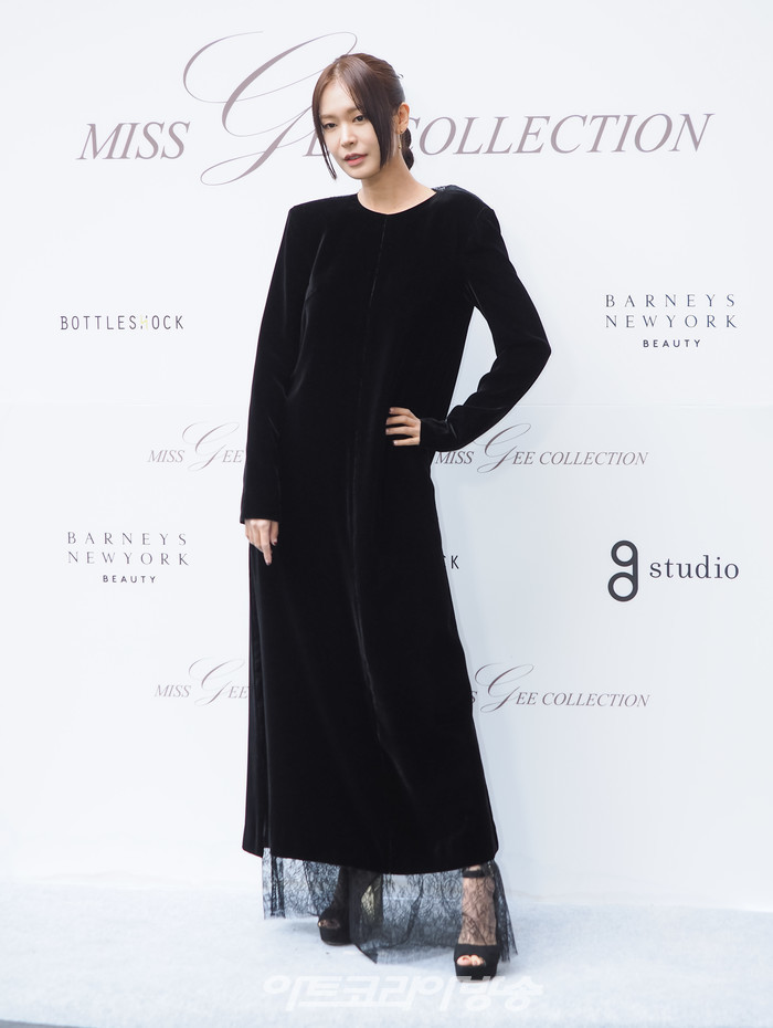 미스지콜렉션 2024 S/S 컬렉션. 2023.10.19 사진 ⓒ아트코리아방송 이용선 기자