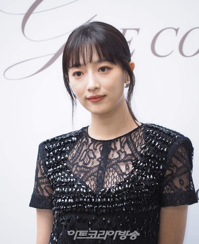 미스지콜렉션 2024 S/S 컬렉션. 2023.10.19 사진 ⓒ아트코리아방송 이용선 기자