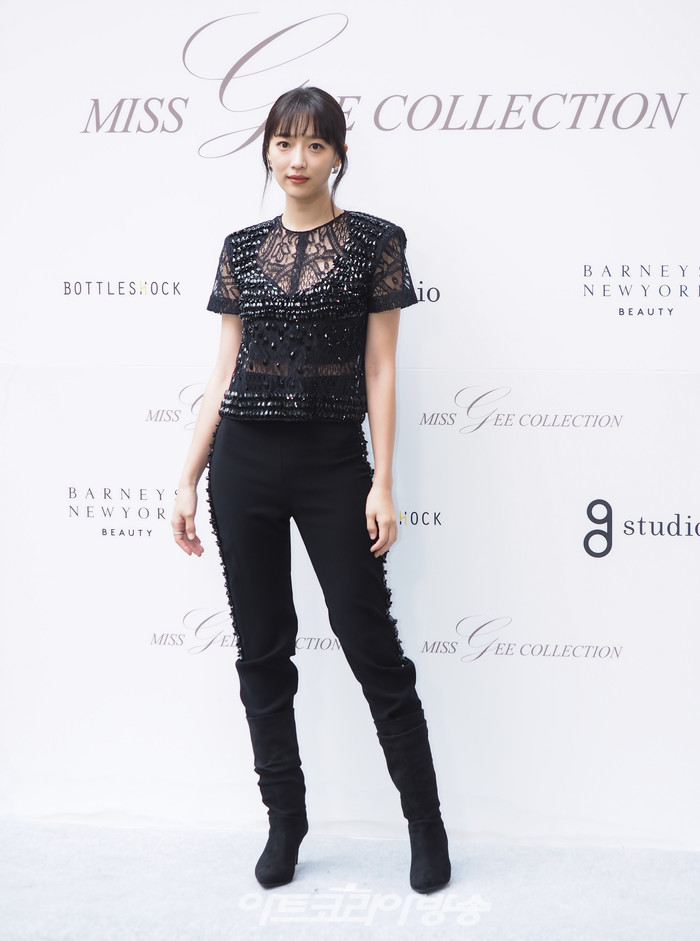 미스지콜렉션 2024 S/S 컬렉션. 2023.10.19 사진 ⓒ아트코리아방송 이용선 기자