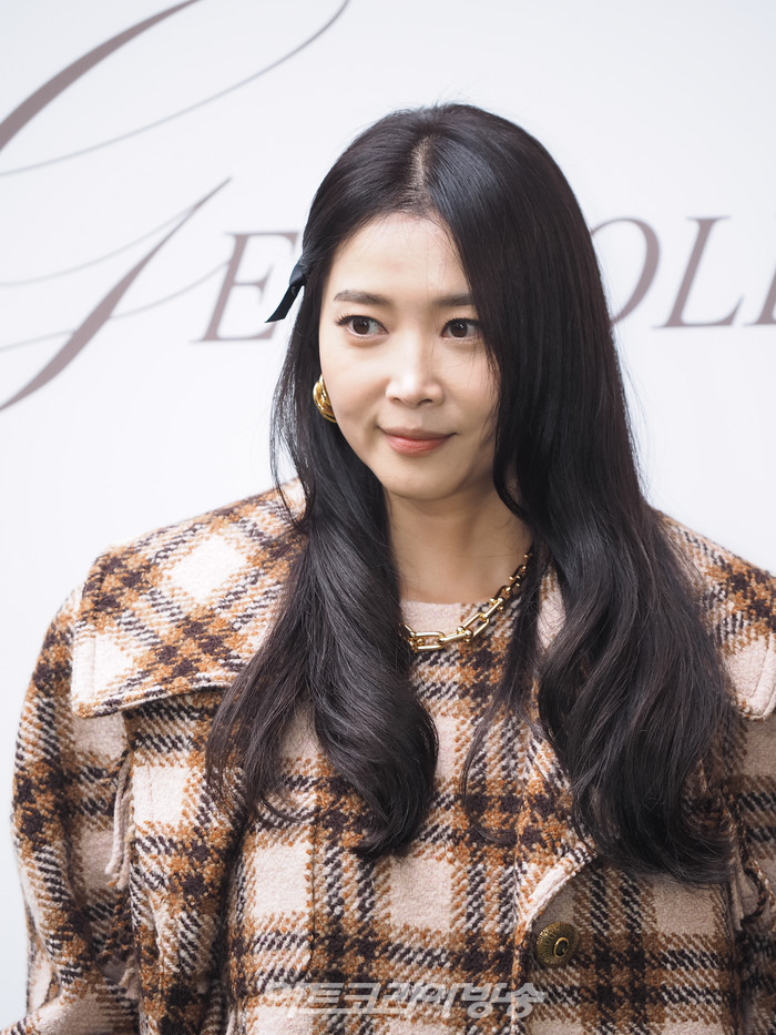 미스지콜렉션 2024 S/S 컬렉션. 2023.10.19 사진 ⓒ아트코리아방송 이용선 기자