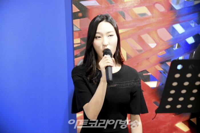 스토니강 작가의 'Infinity-the paradox’