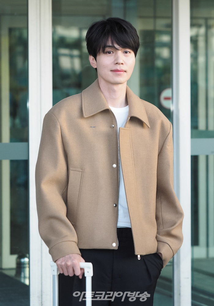 이동욱 인천국제공항 출국. 2023.10.29 사진 ⓒ아트코리아방송 이용선 기자