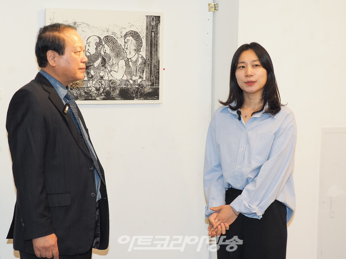 '2023 아트코리아 글로벌 아트페어'(Art Korea Global Art Fair) 오프닝 행사(아트코리아방송 김한정 대표, 안혜민 작가). 2023.11.02 사진 ⓒ아트코리아방송 이용선 기자