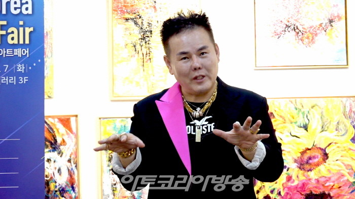 전설 박사-'한국 작가들 이러면 당한다' 강연