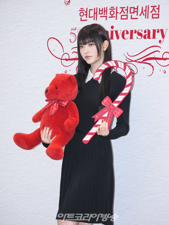 현대백화점면세점 5주년 기념 팝업 행사(뉴진스 해린) 2023.11.06 사진 ⓒ아트코리아방송 이용선 기자