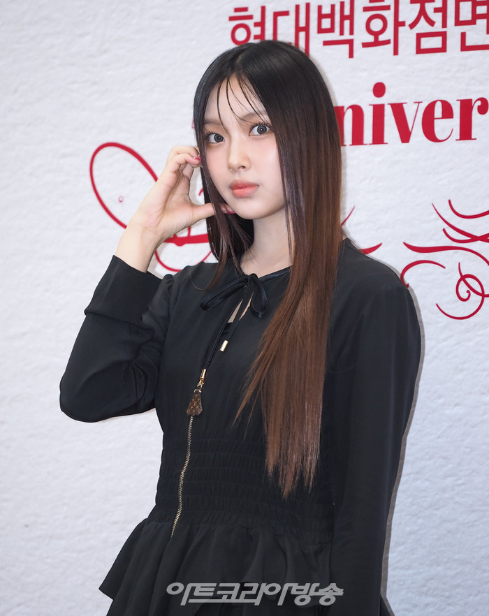 현대백화점면세점 5주년 기념 팝업 행사(뉴진스 혜인) 2023.11.06 사진 ⓒ아트코리아방송 이용선 기자