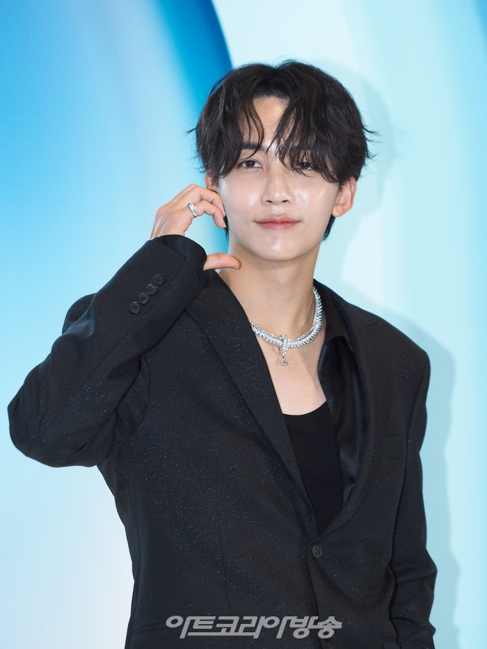 메종 프레드 전시 갈라디너 파티 포토월 행사(세븐틴 정한) 2023.11.09 사진 ⓒ아트코리아방송 이용선 기자​