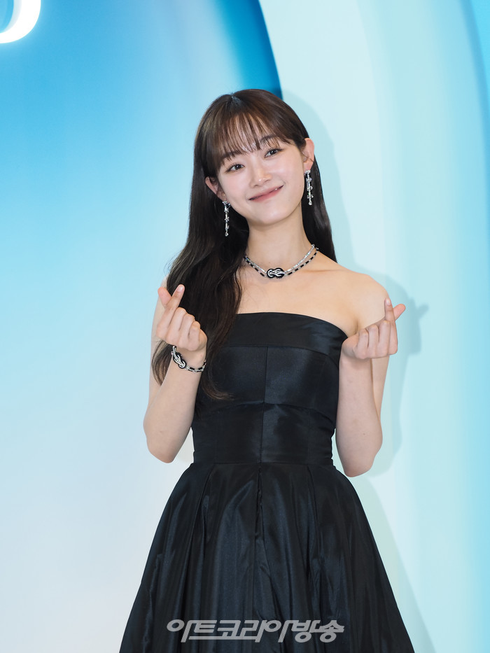 메종 프레드 전시 갈라디너 파티 포토월 행사(배우 이유미) 2023.11.09 사진 ⓒ아트코리아방송 이용선 기자​