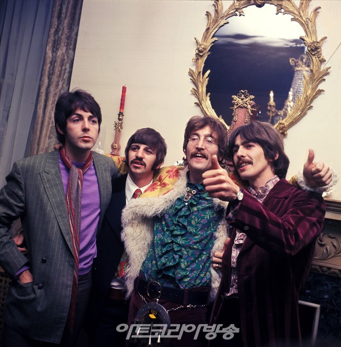 THE BEATLES 1967  - CREDIT APPLE CORPS LTD. 제공 유니버설뮤직