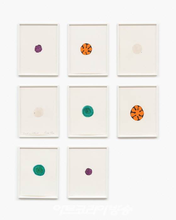 로니 혼(b. 1955)〈Frick and Fracks〉2018-2022Gouache, and/or watercolor on Arches paper8 units, each 38.1 x 27.9 cmCourtesy of the artist and Kukje Gallery