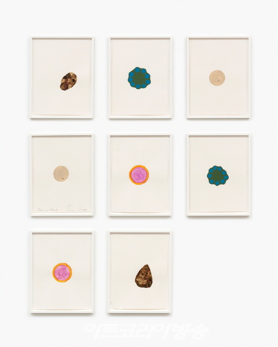 로니 혼(b. 1955)〈Frick and Fracks〉2018-2022Gouache, and/or watercolor on Arches paper8 units, each 38.1 x 28.6 cmCourtesy of the artist and Kukje Gallery