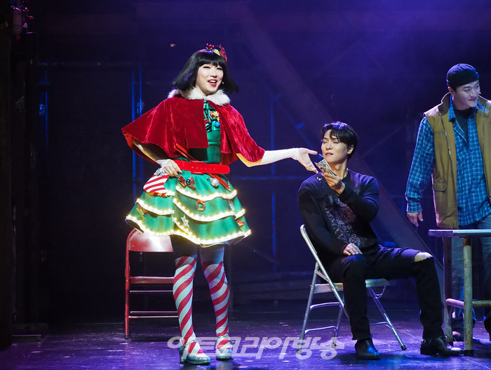 뮤지컬 '렌트' 프레스콜(엔젤 역 김호영, 콜린 역 윤형렬, 로저 역 백형훈) 2023.11.15 사진 ⓒ아트코리아방송 이용선 기자