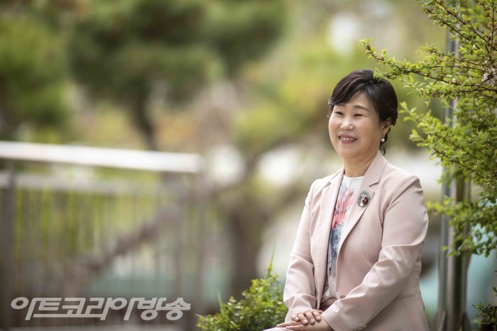 아트힐아트페어 2024 대회장 황정희 강북문화원 원장  (사진제공=아트힐아트페어 운영사무국)