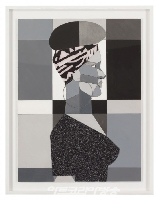 데릭 애덤스, 그레이스케일의 여인 (알리샤) (2017)