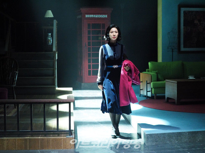 연극 '컬렉션' 프레스콜(스텔라 역 최나라) 2023.12.01 사진 ⓒ아트코리아방송 이용선 기자