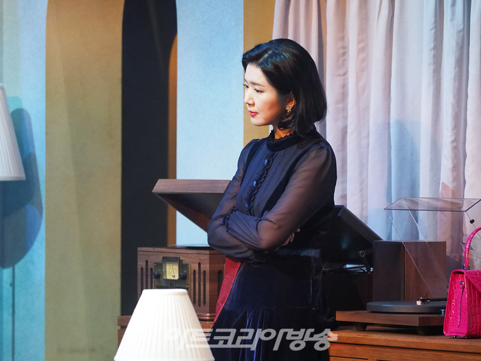 연극 '컬렉션' 프레스콜(스텔라 역 최나라) 2023.12.01 사진 ⓒ아트코리아방송 이용선 기자