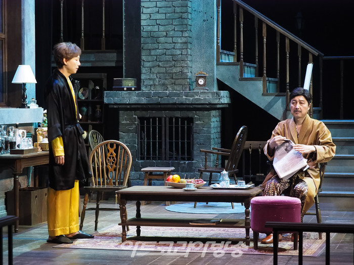 연극 '컬렉션' 프레스콜(해리 역 김신기, 빌 역 정원조) 2023.12.01 사진 ⓒ아트코리아방송 이용선 기자