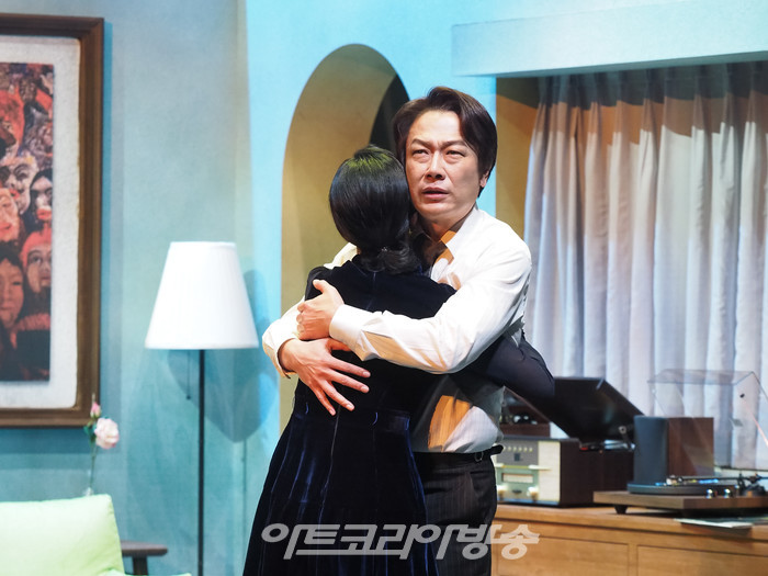 연극 '컬렉션' 프레스콜(제임스 역 강신구, 스텔라 역 최나라) 2023.12.01 사진 ⓒ아트코리아방송 이용선 기자