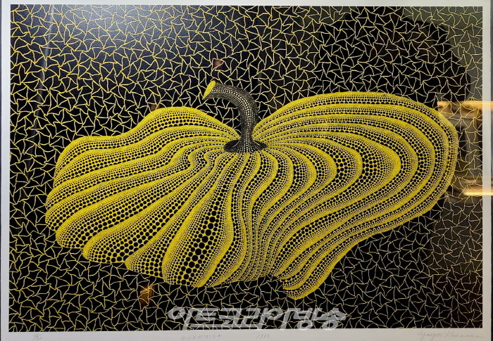 '모니카 아트 청담' 박혜현 대표 & '김혜정 관장' 인터뷰-야요이 쿠사마 작품