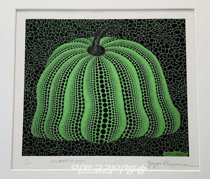 '모니카 아트 청담' 박혜현 대표 & '김혜정 관장' 인터뷰-야요이 쿠사마 작품