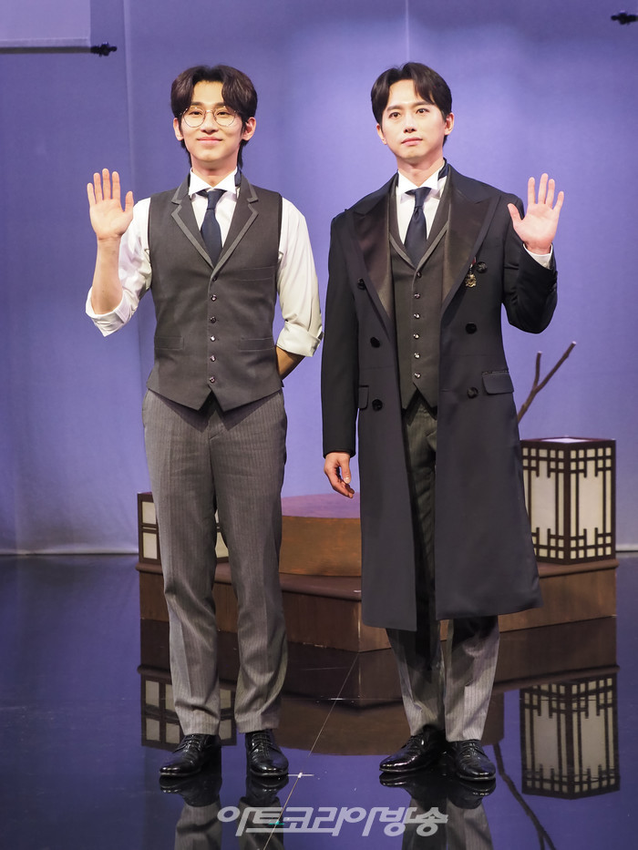 창작 뮤지컬 '리진: 빛의 여인' 프레스콜(콜랭 역의 배우 정재환, 김이삭)  2023.12.06 사진 ⓒ아트코리아방송 이용선 기자