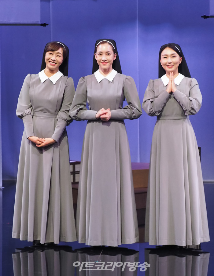 창작 뮤지컬 '리진: 빛의 여인' 프레스콜(에스텔 역의 배우 선우-홍륜희-송지온) 2023.12.06 사진 ⓒ아트코리아방송 이용선 기자