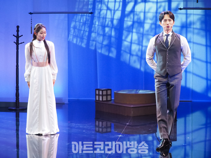 ​창작 뮤지컬 '리진: 빛의 여인' 프레스콜(리진 역 서이빈, 콜랭 역 김이삭) 2023.12.06 사진 ⓒ아트코리아방송 이용선 기자​