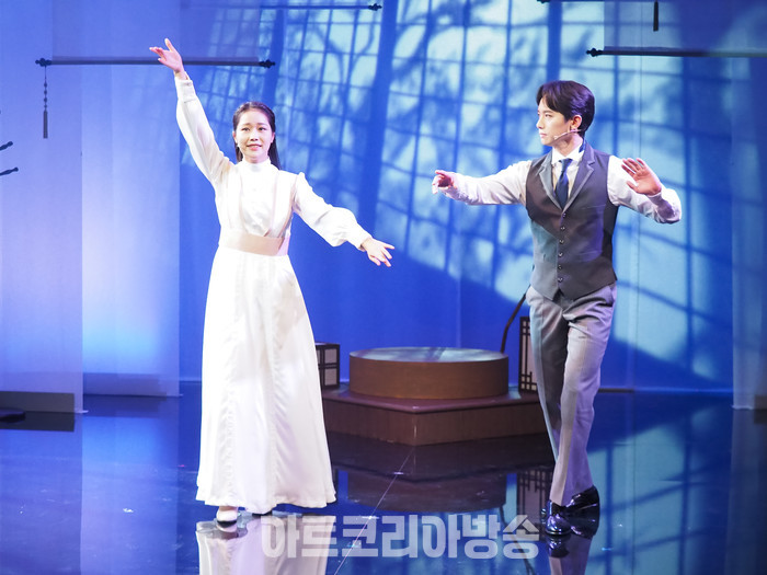 ​창작 뮤지컬 '리진: 빛의 여인' 프레스콜(리진 역 서이빈, 콜랭 역 김이삭) 2023.12.06 사진 ⓒ아트코리아방송 이용선 기자​