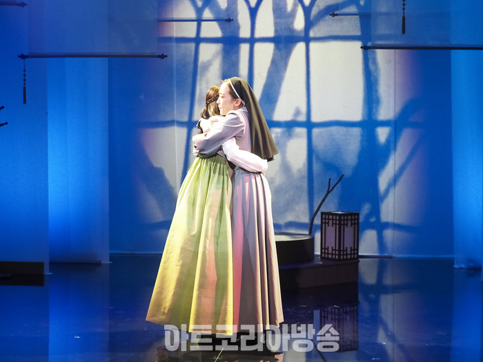 ​창작 뮤지컬 '리진: 빛의 여인' 프레스콜(리진 역 전해주, 에스텔 역 홍륜희) 2023.12.06 사진 ⓒ아트코리아방송 이용선 기자​