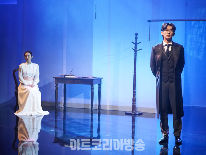 ​창작 뮤지컬 '리진: 빛의 여인' 프레스콜(리진 역 전해주, 콜랭 역 정재환) 2023.12.06 사진 ⓒ아트코리아방송 이용선 기자​
