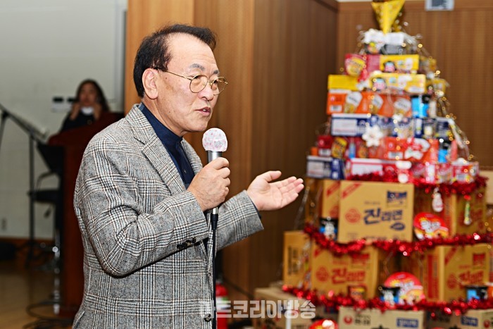 기념축사를 하는 이종환 강북구 서울시의원(서울시문화체육관광위원장)