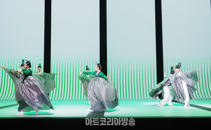 국립무용단 '묵향' 전막 프레스콜. 2023.12.13 사진 ⓒ아트코리아방송 이용선 기자​